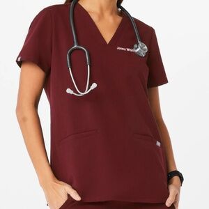 Figs Scrub Top NWT